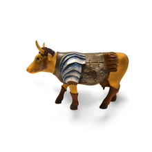 Load image into Gallery viewer, Gladiator Cow (RETIRED - No Box)
