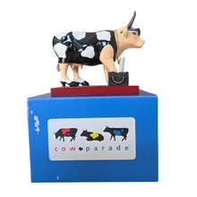 Load image into Gallery viewer, Fashion-a-Bull
