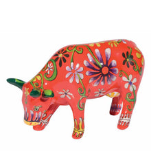 Load image into Gallery viewer, Flower Lover Cow (Medium Ceramic)
